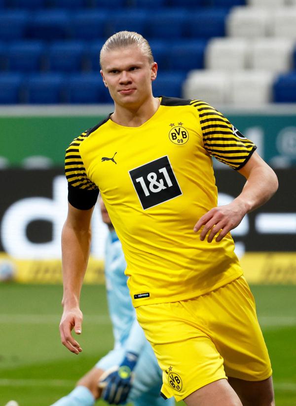 乔·马祖拉的“非法掩护”：裁判判罚再引争议，凯尔特人连失两场战绩受影响